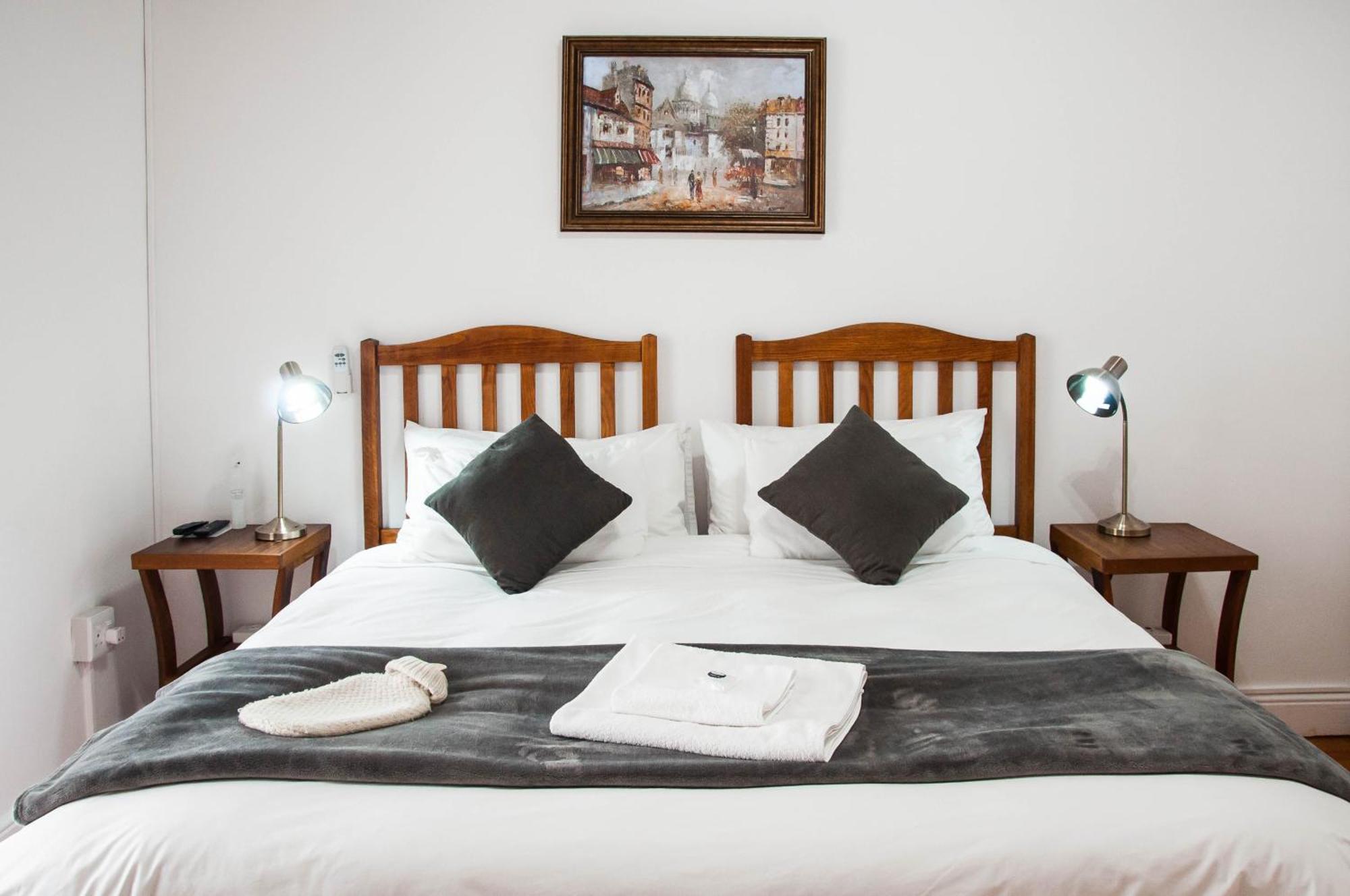 6 On Kloof Guest House Bredasdorp Ngoại thất bức ảnh